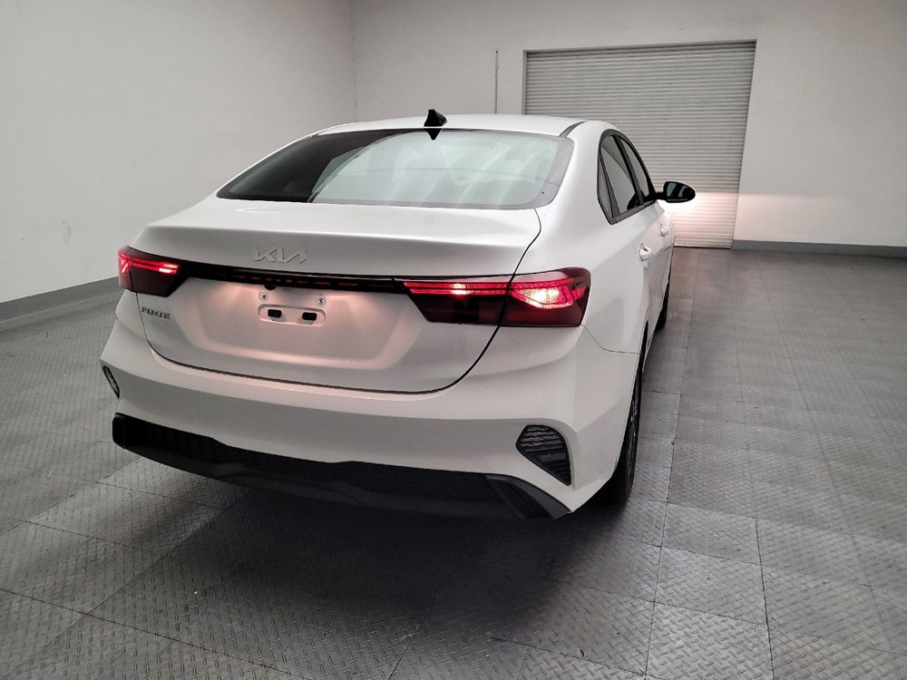 Used 2023 Kia Forte LXS image 7