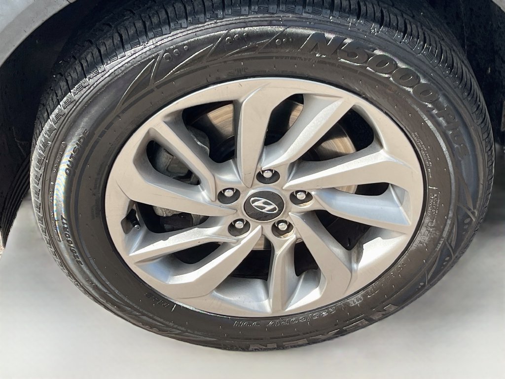 Used 2018 Hyundai Tucson SE AWD/4WD image 28
