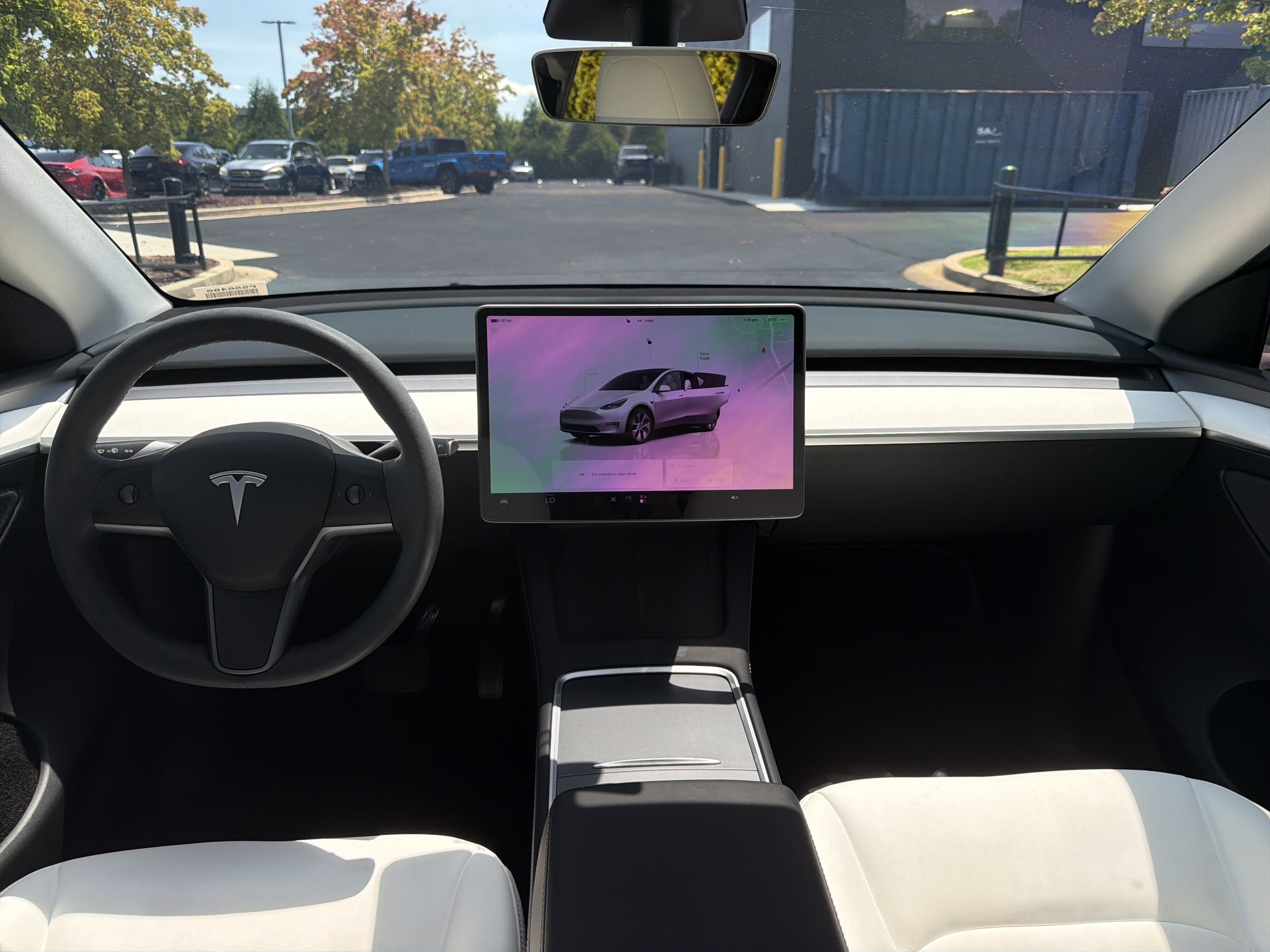 Used 2023 Tesla Model Y AWD image 40