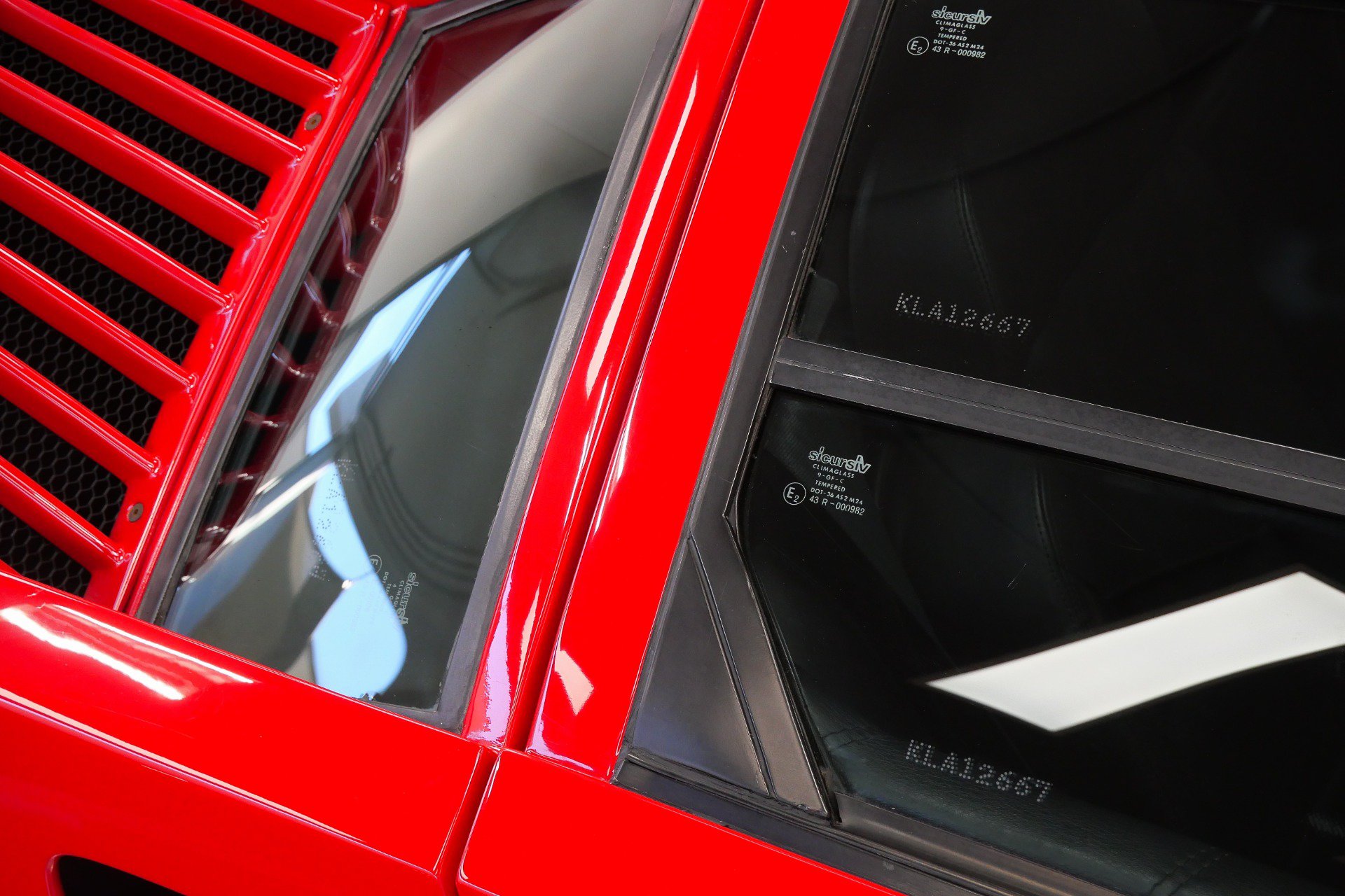 Used 1989 Lamborghini Countach Coupe RWD image 63