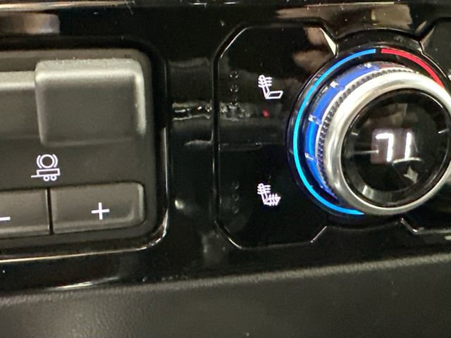 Used 2022 GMC Sierra 1500 Elevation w/ Preferred Package AWD/4WD image 16