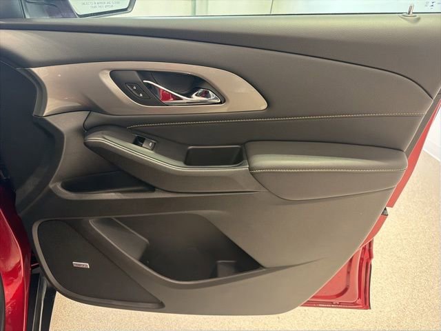 Certified 2023 Chevrolet Traverse LT w/ LT Premium Package image 16