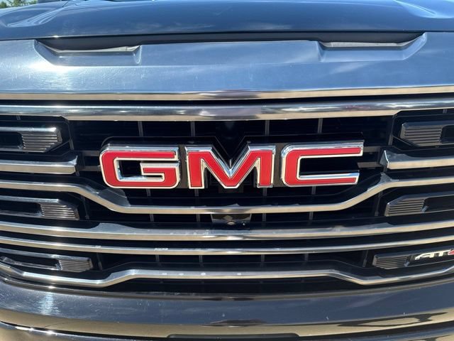 Used 2023 GMC Sierra 1500 AT4 w/ AT4 Premium Package AWD/4WD image 9