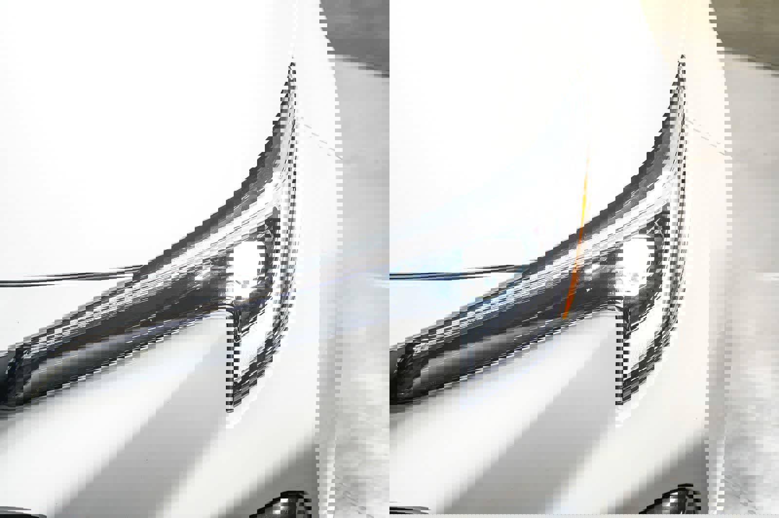 Certified 2025 Toyota Corolla SE w/ Convenience Package image 5