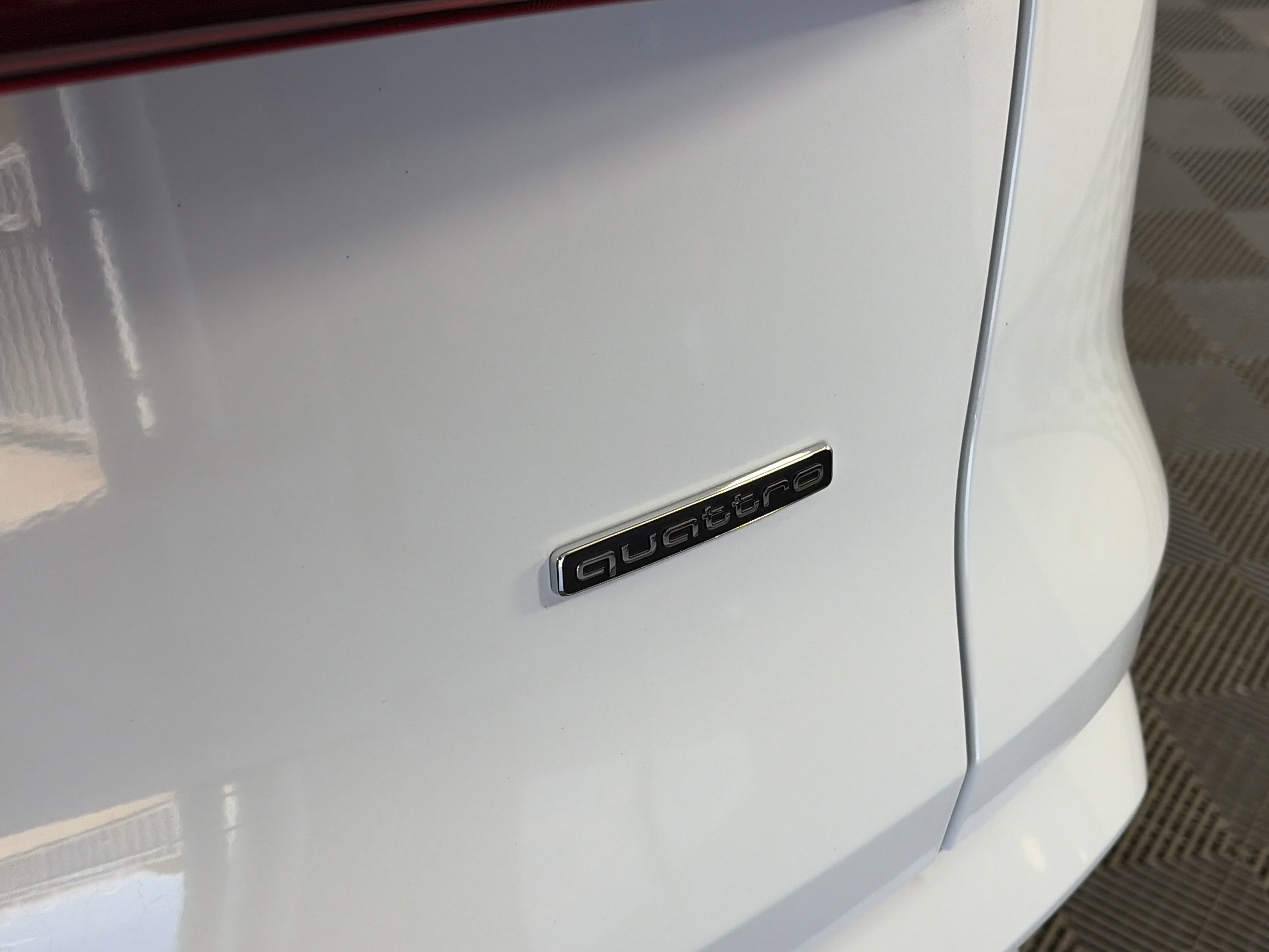 Used 2025 Audi Q5 Premium w/ Convenience Package image 17