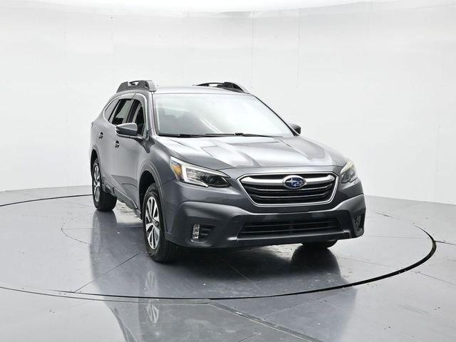 Used 2020 Subaru Outback Premium image 4