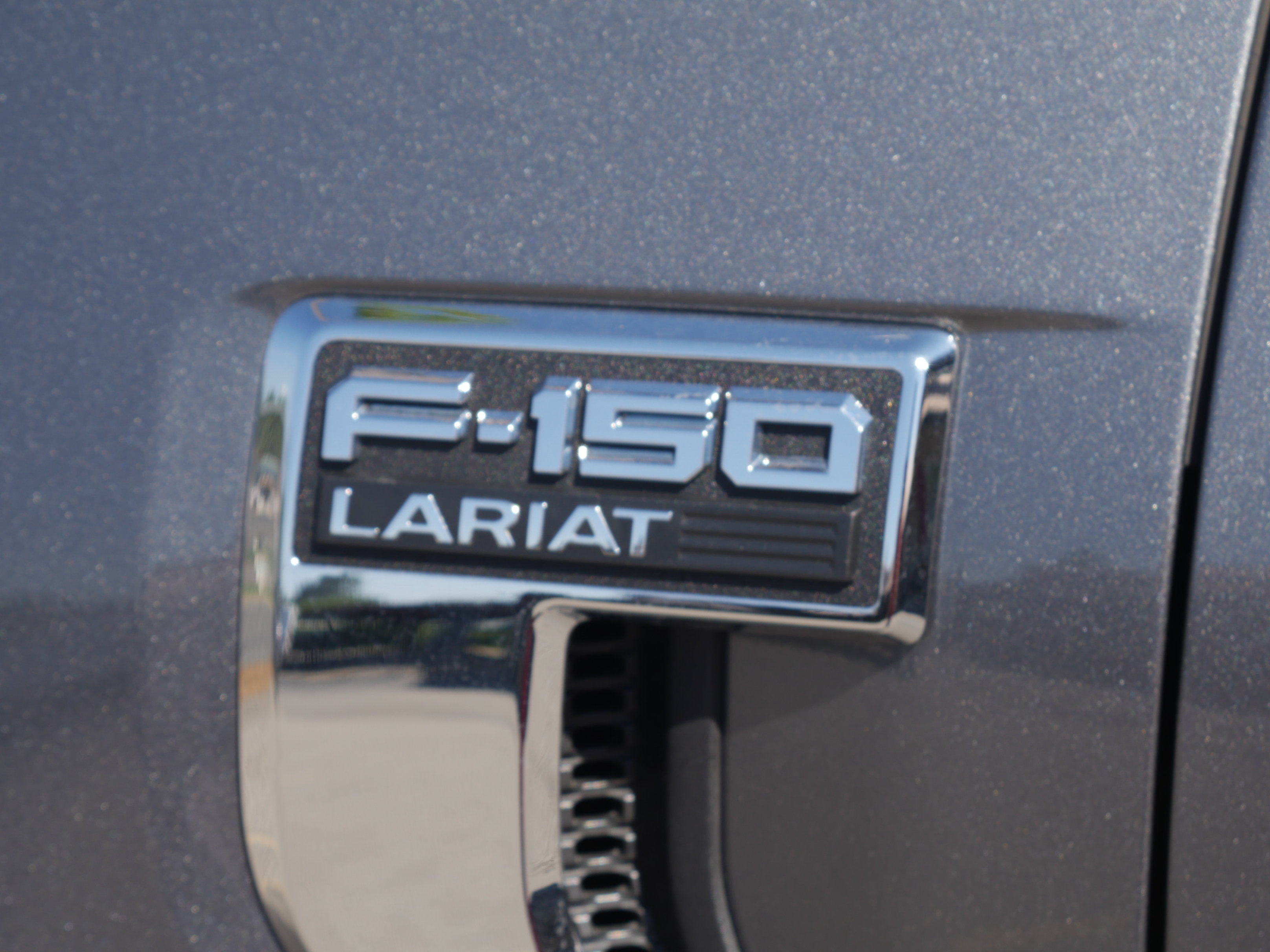 Certified 2025 Ford F150 Lariat w/ Tow/Haul Package AWD/4WD image 20