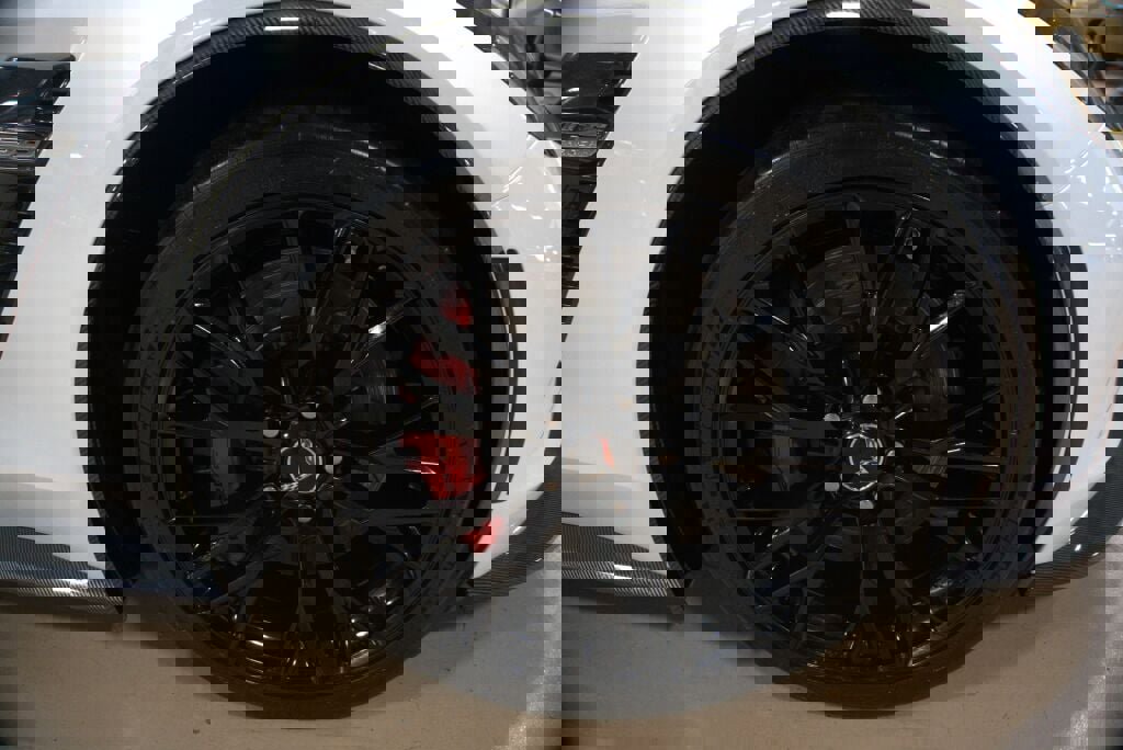 Used 2015 Chevrolet Corvette Z06 w/ 3LZ Preferred Equipment Group image 31