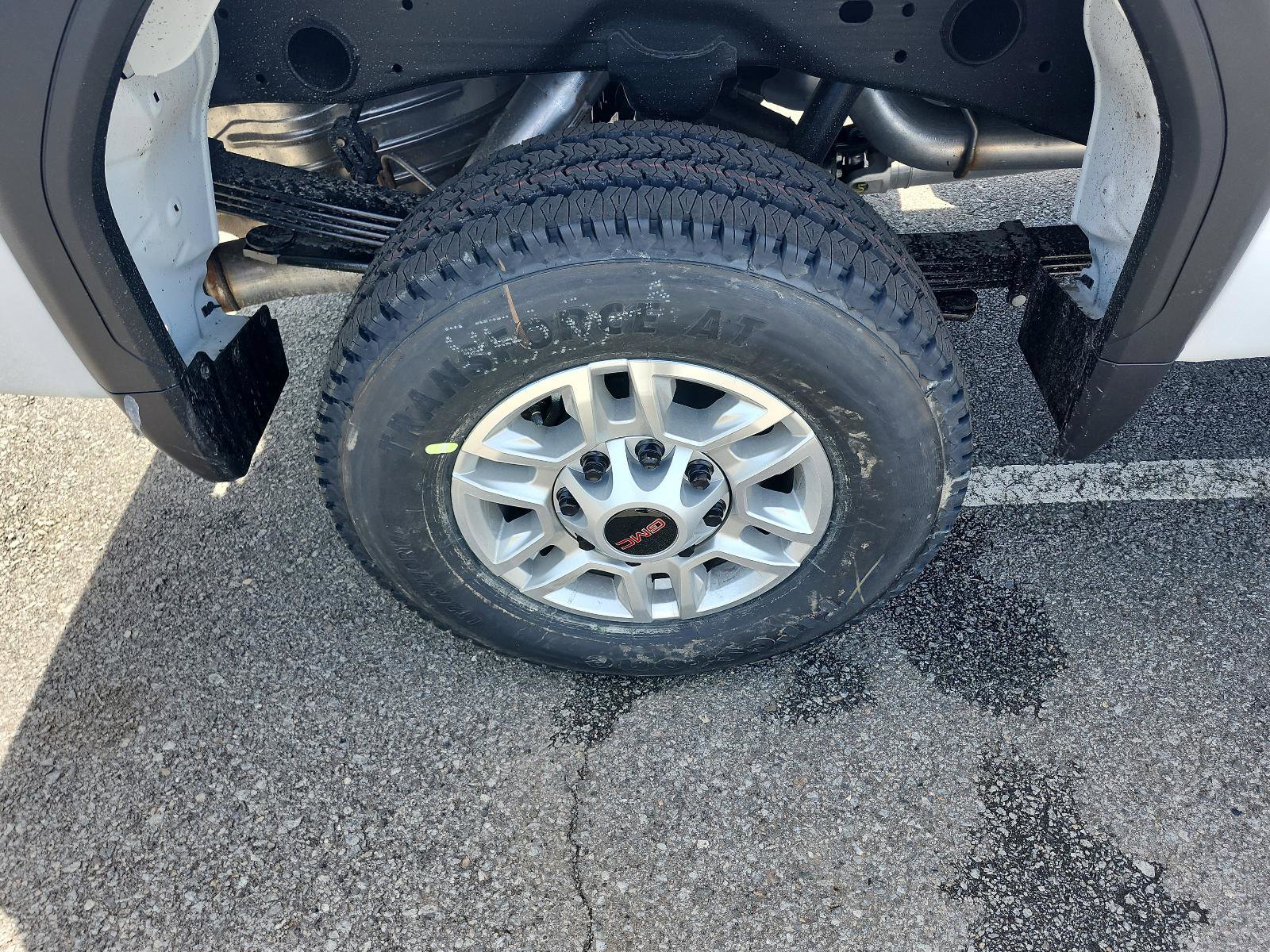 New 2025 GMC Sierra 2500 Pro w/ Convenience Package image 5