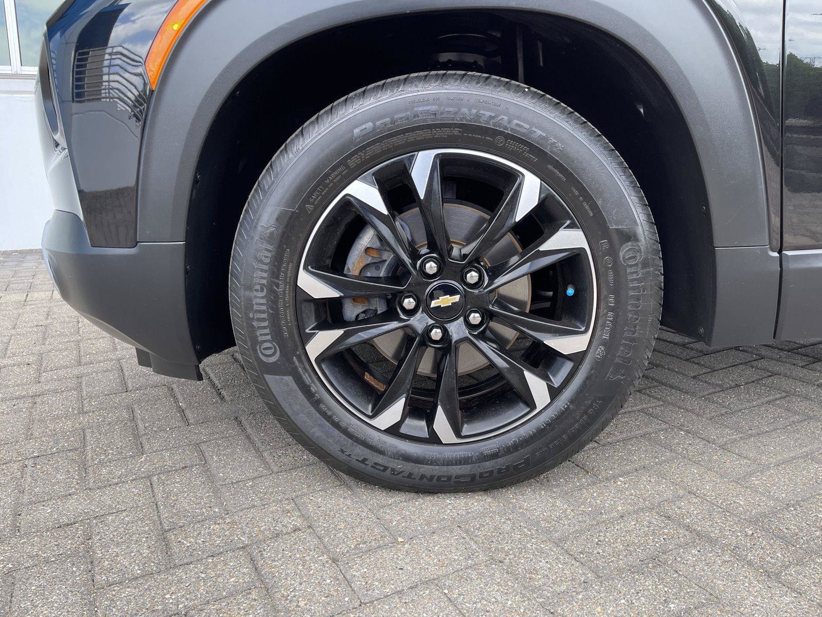 Used 2022 Chevrolet TrailBlazer LT w/ Convenience Package FWD image 10