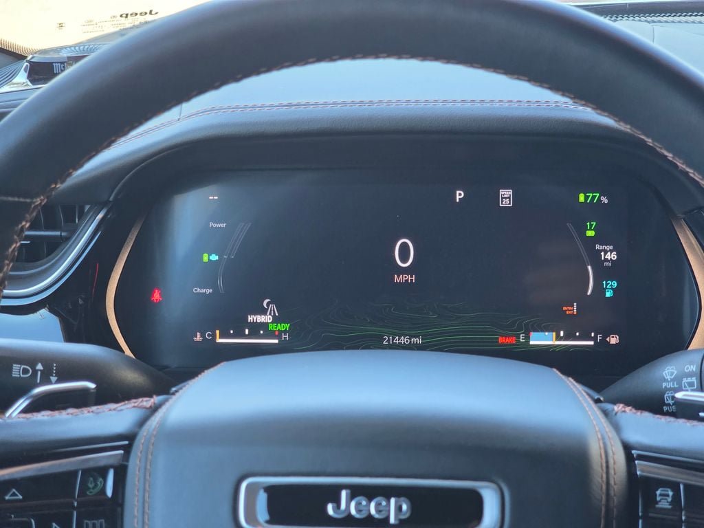 Used 2022 Jeep Grand Cherokee Summit AWD/4WD image 22
