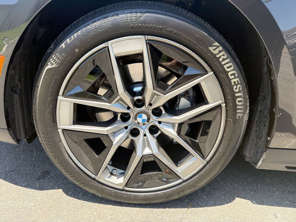Used 2026 BMW 530i RWD image 19