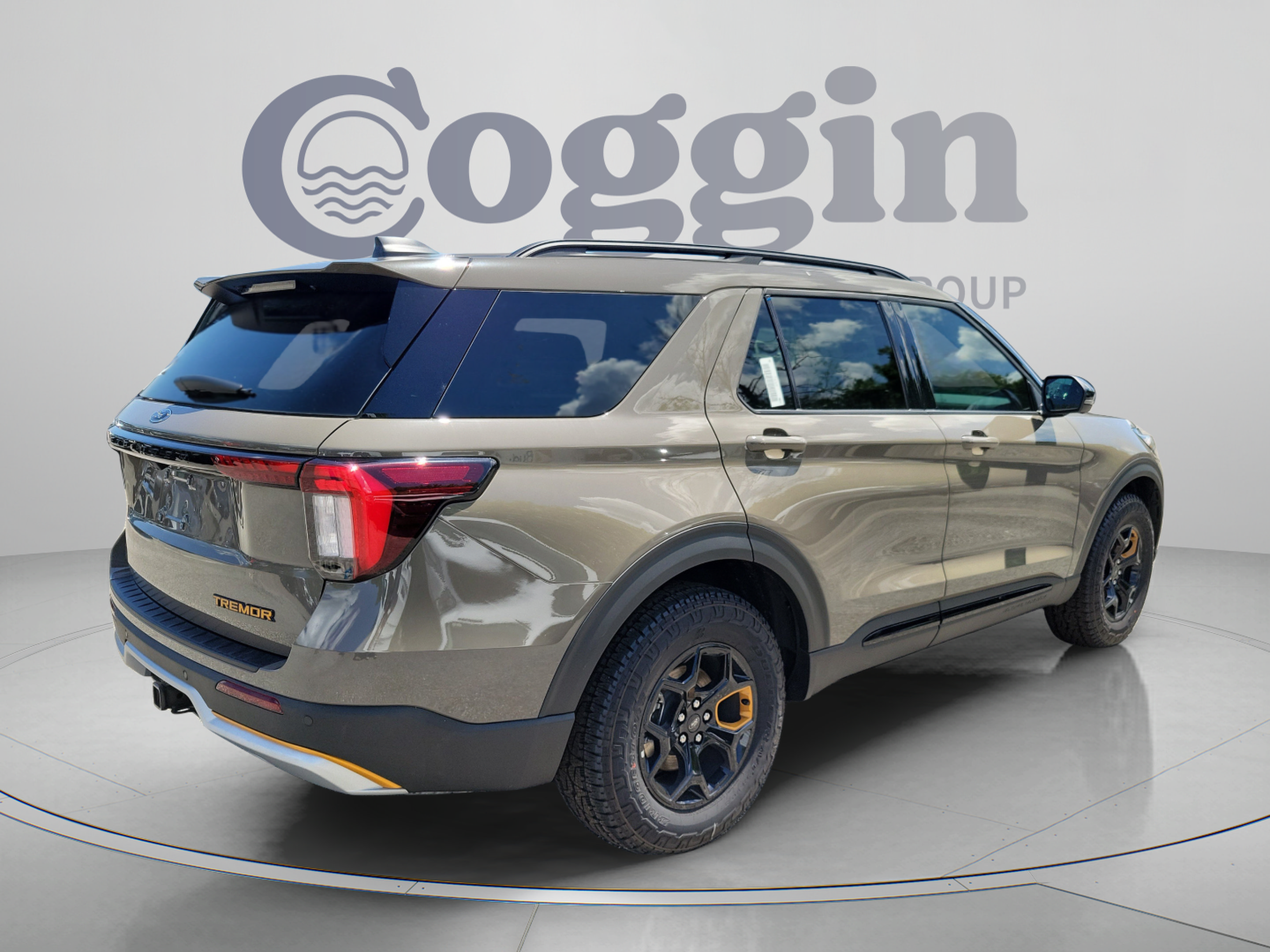 New 2026 Ford Explorer Tremor w/ Tremor Ultimate Package AWD/4WD image 4