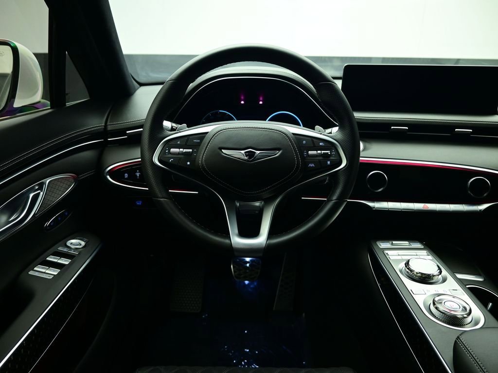 Used 2025 Genesis GV70 3.5T Sport w/ Sport Prestige Package image 5