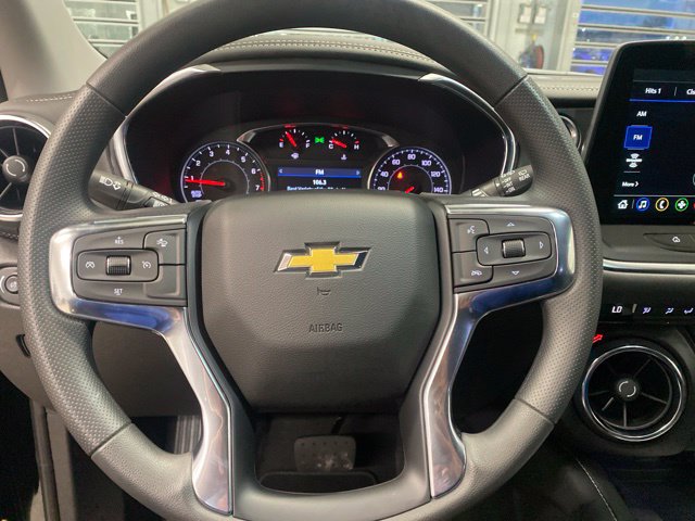 New 2026 Chevrolet Blazer LT w/ Convenience Package AWD/4WD image 13