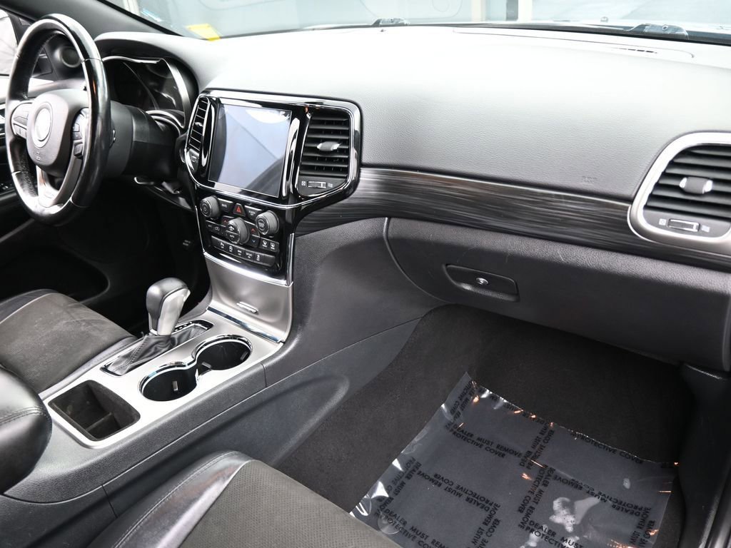 Used 2019 Jeep Grand Cherokee Altitude image 37