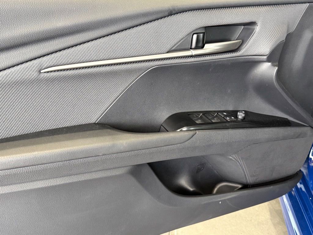 Certified 2026 Toyota Camry SE FWD image 18