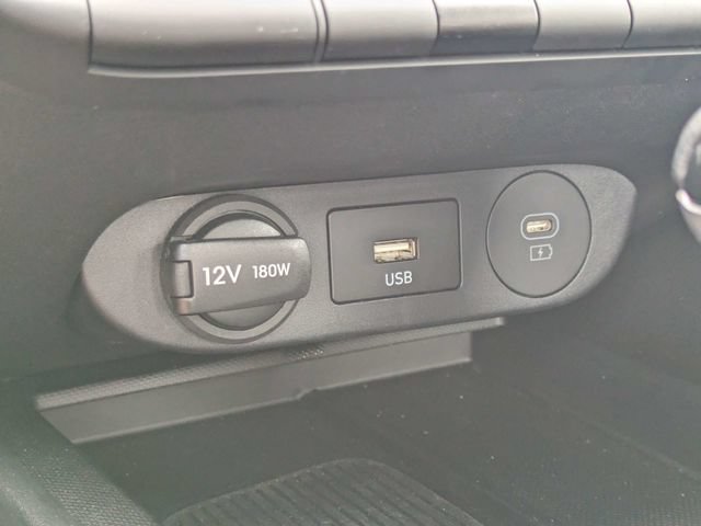 Used 2025 Hyundai Elantra Sport FWD image 24