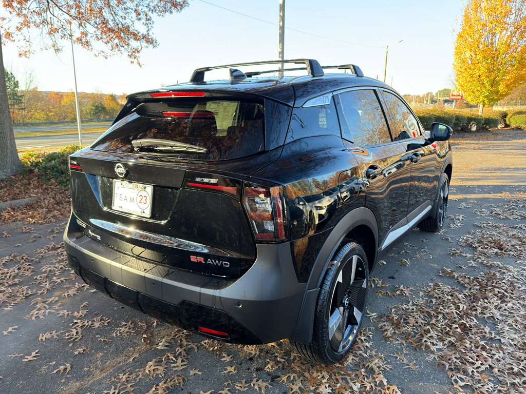 New 2026 Nissan Kicks SR w/ Cold Weather Package image 7