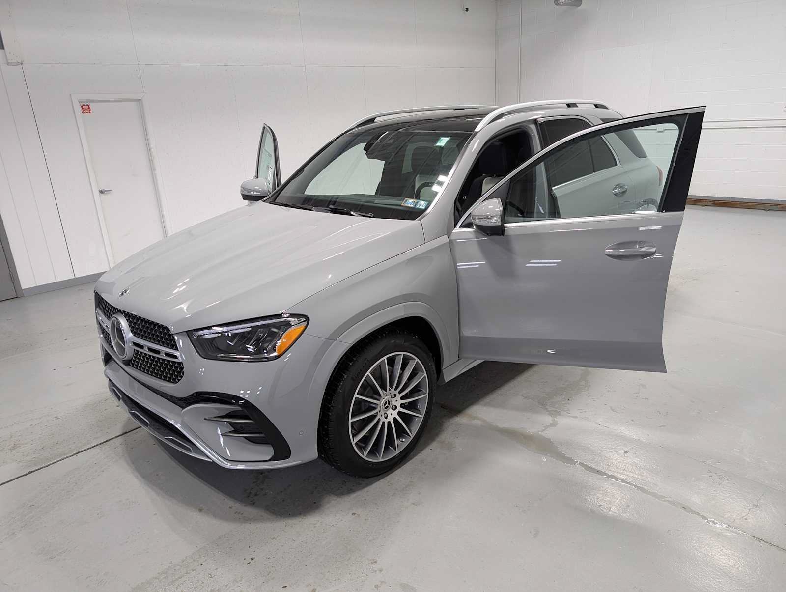 Certified 2026 Mercedes-Benz GLE 450 4MATIC image 14