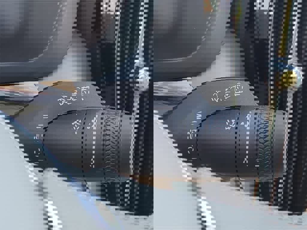 Used 2025 Volvo XC60 T8 Core w/ Protection Package Premier image 24