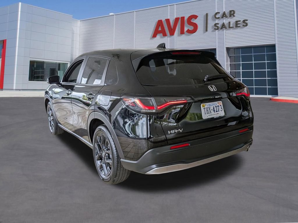 Used 2025 Honda HR-V Sport image 10