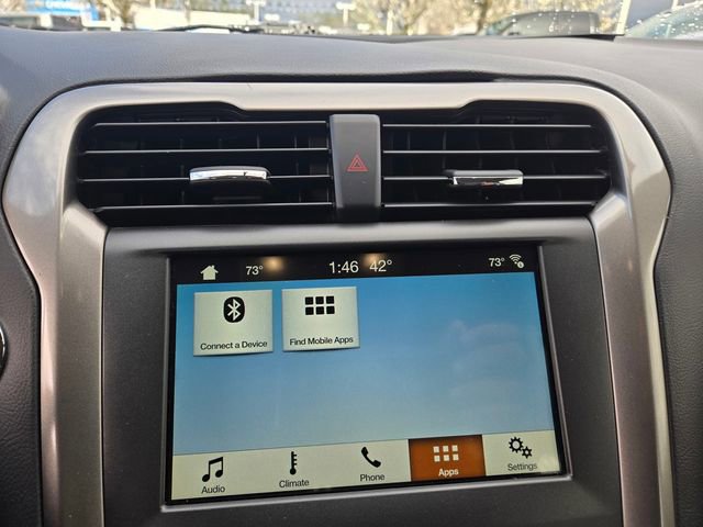 Used 2018 Ford Fusion SE w/ Fusion SE Technology Package image 16