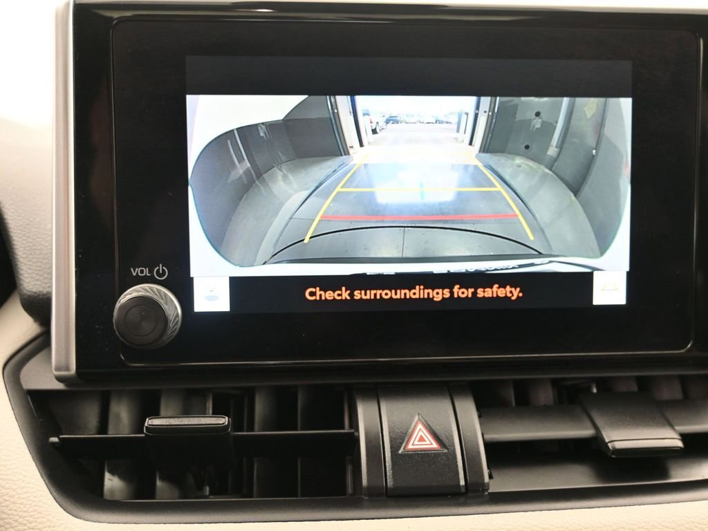 Used 2024 Toyota RAV4 XLE w/ Convenience Package image 10