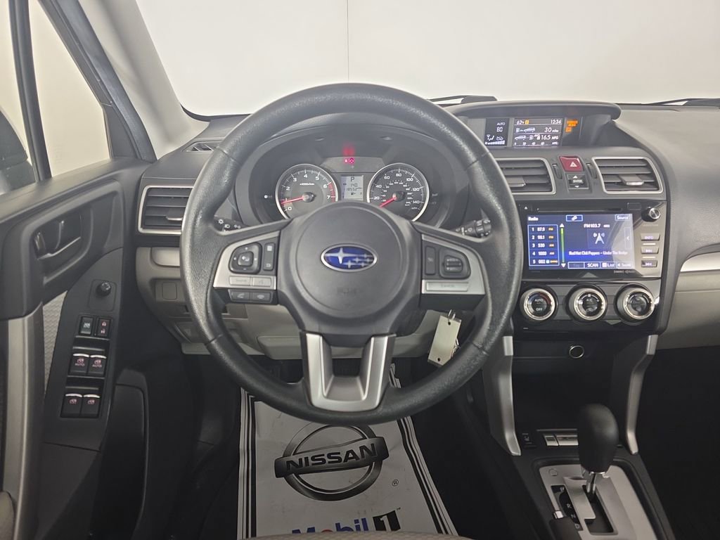 Used 2018 Subaru Forester 2.5i Premium w/ Protection Package #1 AWD/4WD image 17