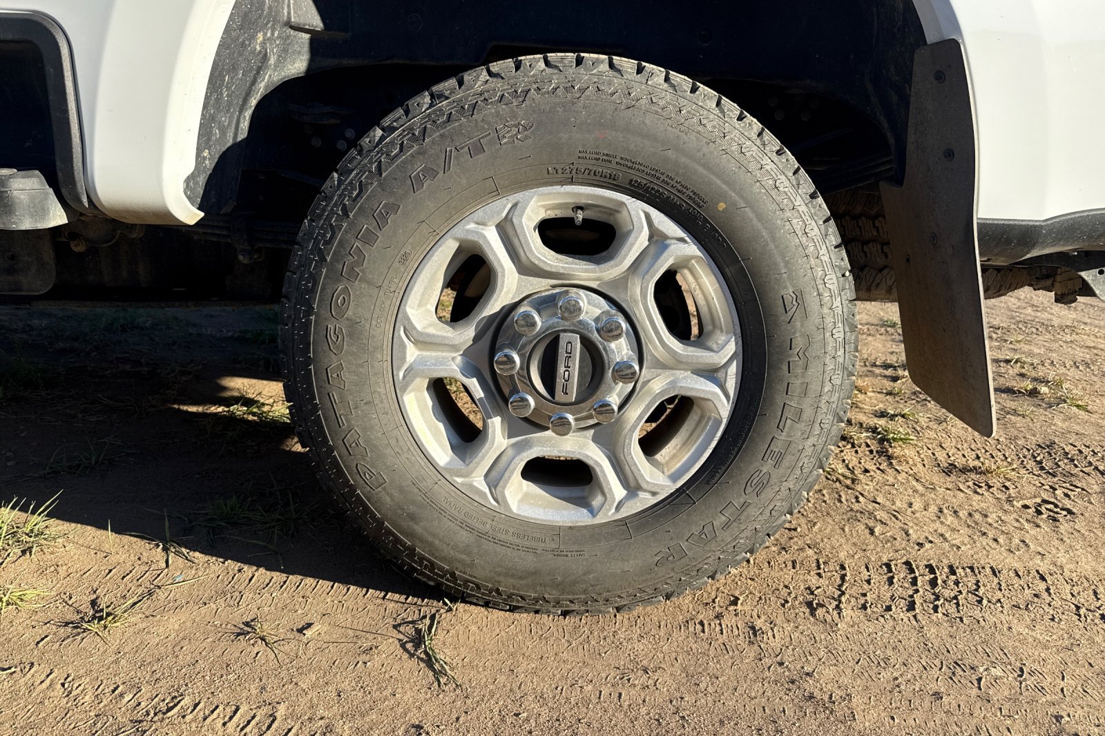 Used 2025 Ford F350 XLT w/ FX4 Off-Road Package AWD/4WD image 3