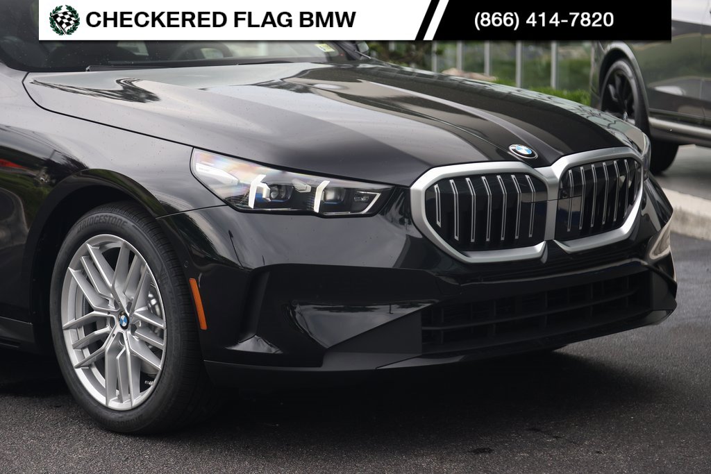 Certified 2024 BMW 530i xDrive w/ Premium Package image 2