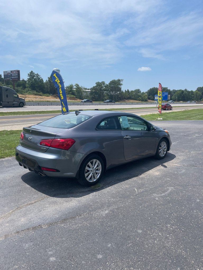 Used 2016 Kia Forte Koup EX FWD image 5