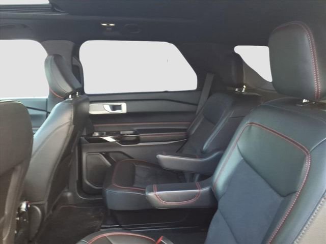 Used 2022 Ford Explorer ST-Line w/ Class IV Trailer Tow Package image 10