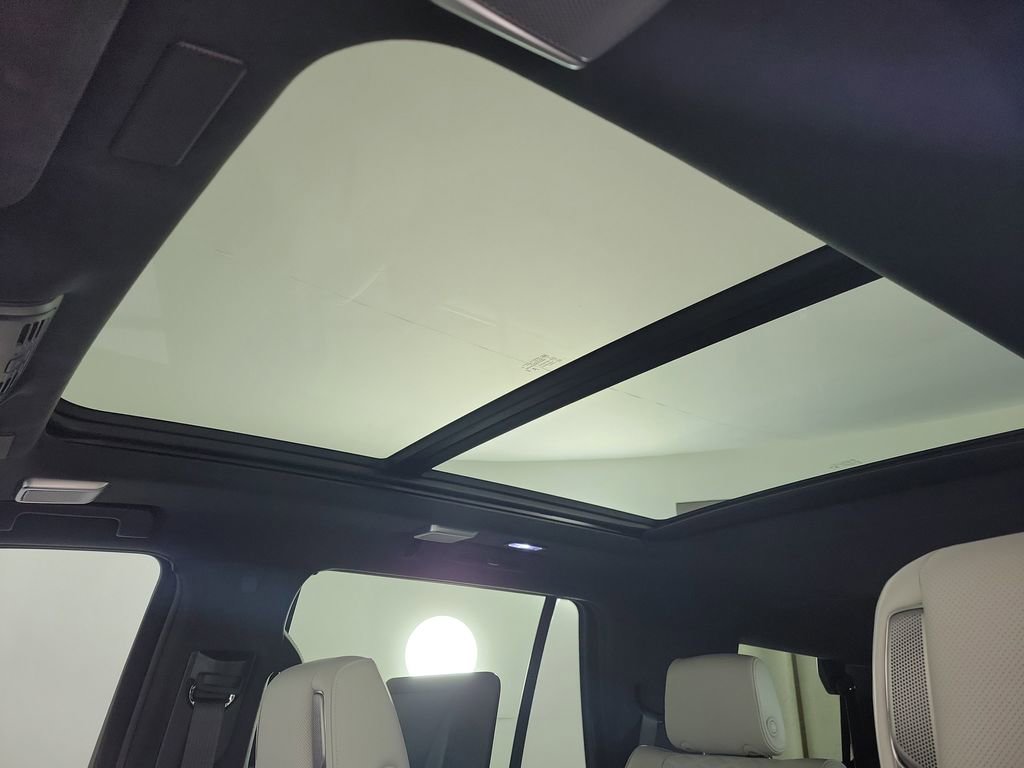 Certified 2026 Cadillac Escalade Platinum Sport w/ LPO, ONYX Package image 18