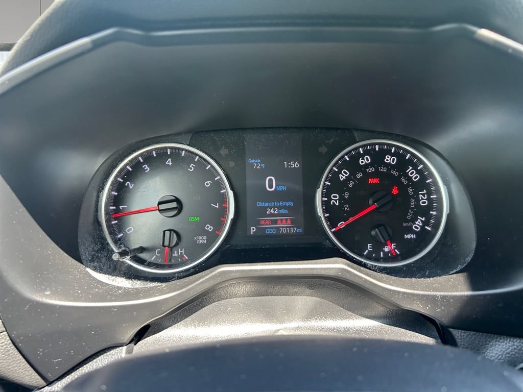 Used 2019 Toyota RAV4 XLE Premium w/ Cold Weather Package AWD/4WD image 14