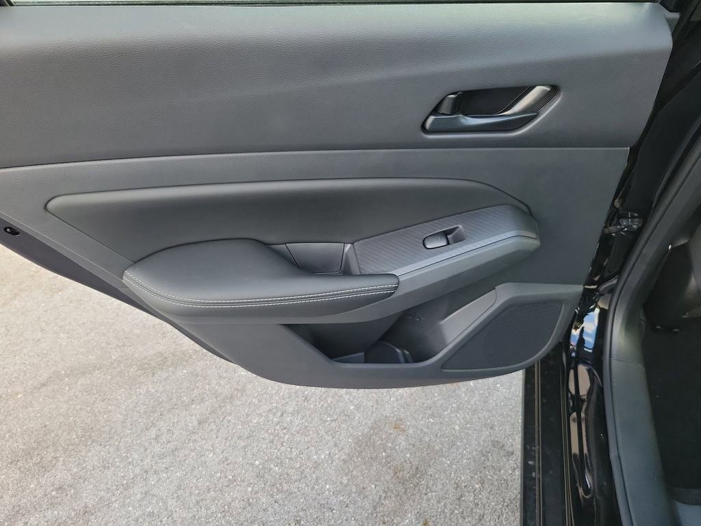 Used 2025 Nissan Altima 2.5 SV w/ SV Premium Package FWD image 10