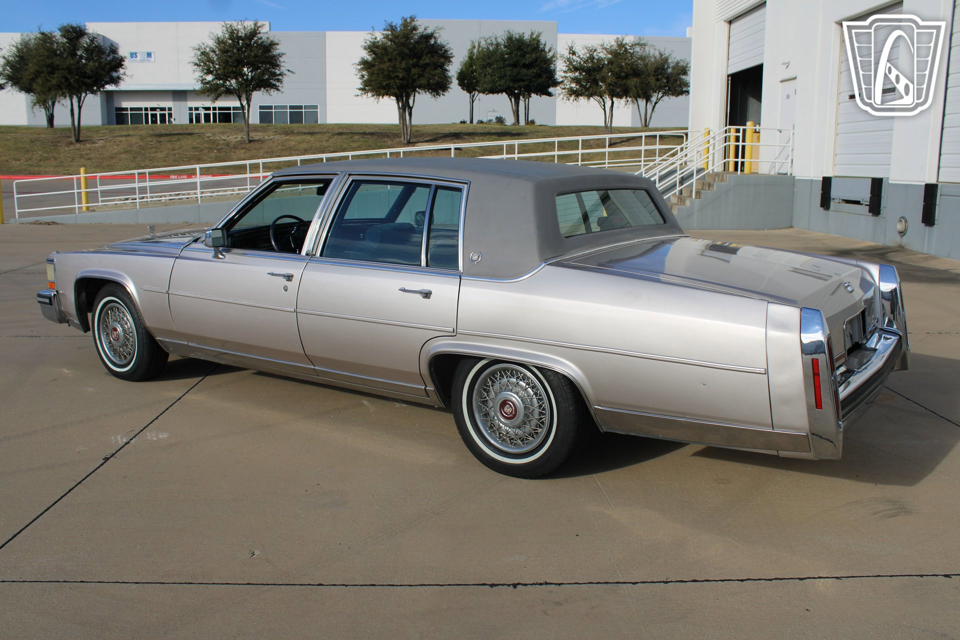 Used 1987 Cadillac Brougham image 9