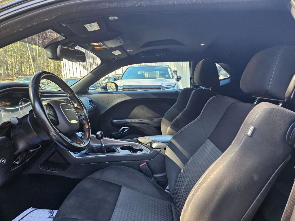 Used 2020 Dodge Challenger R/T image 14