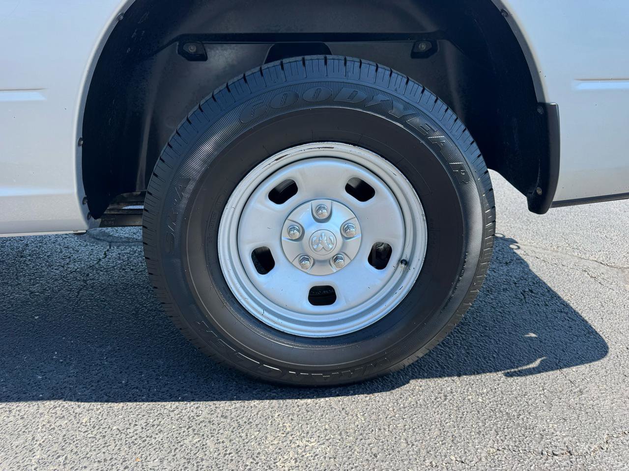 Used 2014 RAM 1500 Tradesman RWD image 9