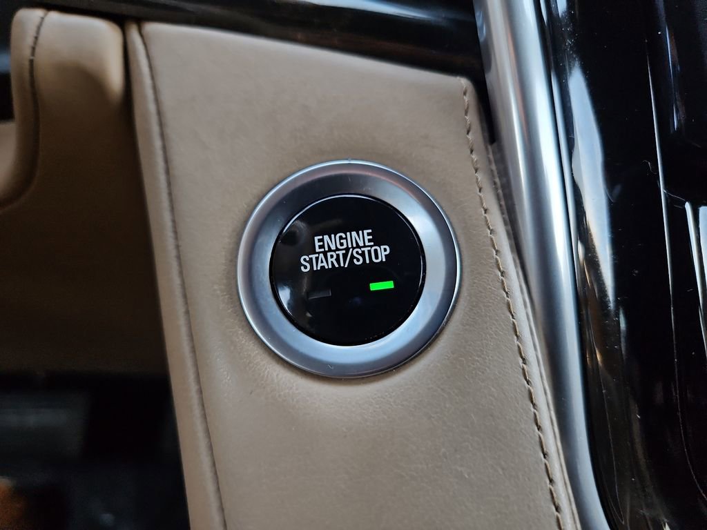 Used 2020 Cadillac Escalade Platinum AWD/4WD image 26