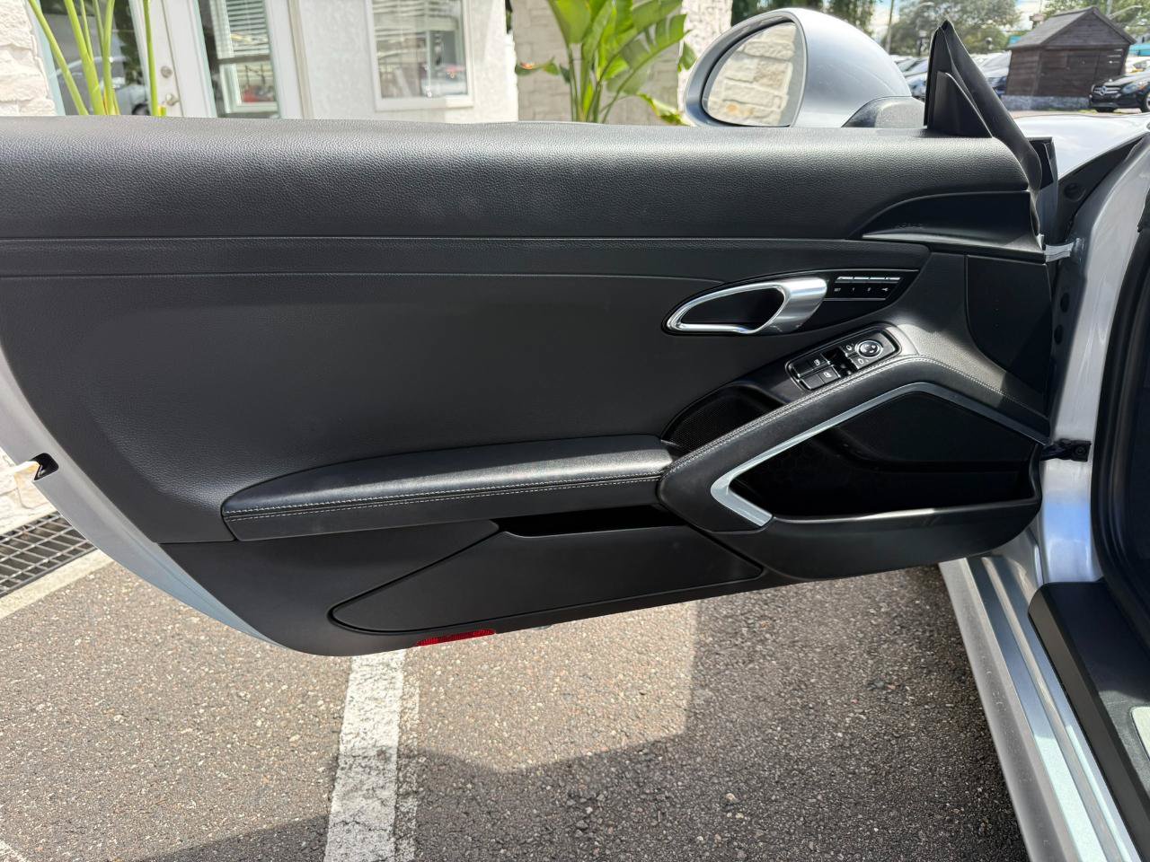Used 2015 Porsche Boxster RWD image 23