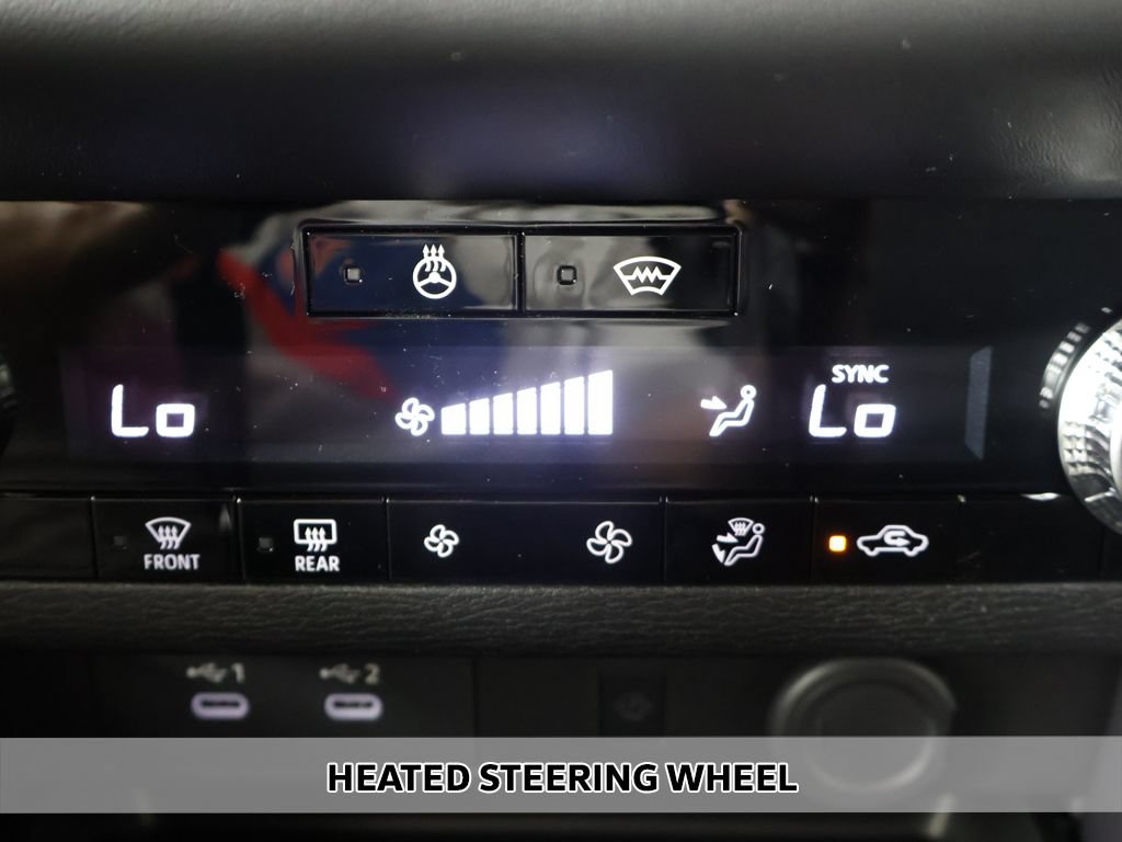 New 2026 Mitsubishi Outlander LE AWD/4WD image 8