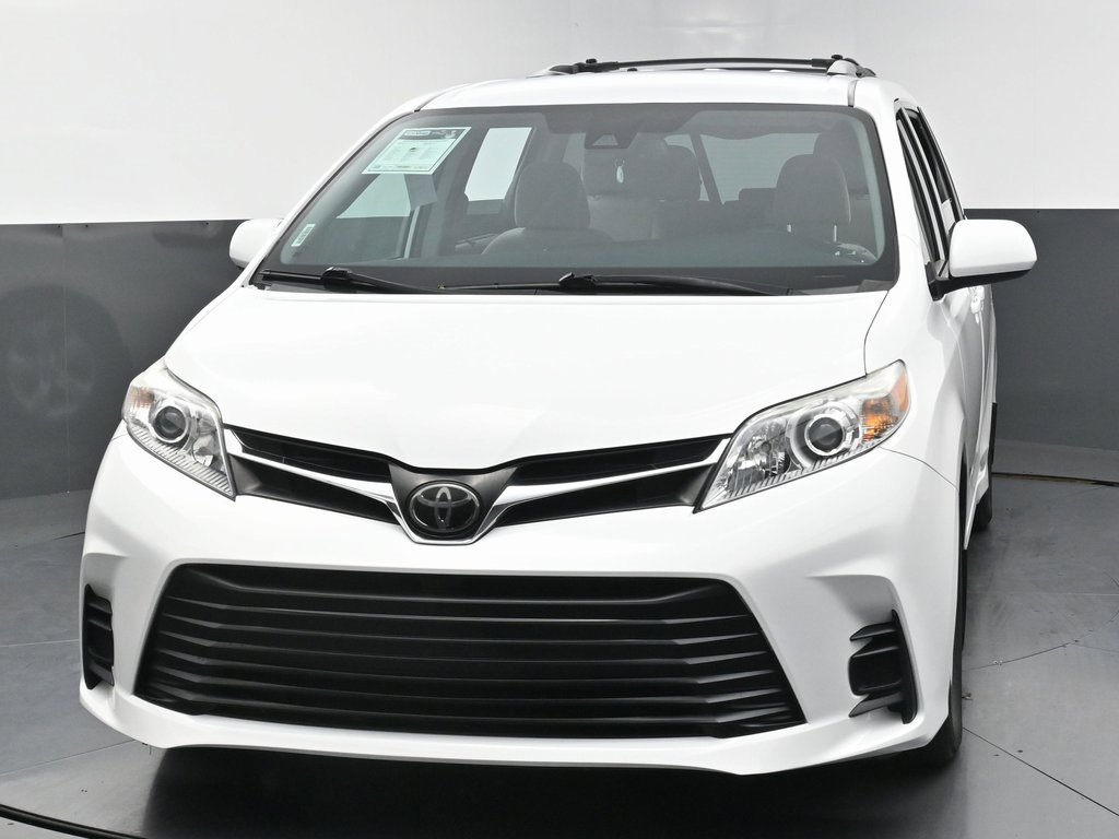 Used 2019 Toyota Sienna LE image 7