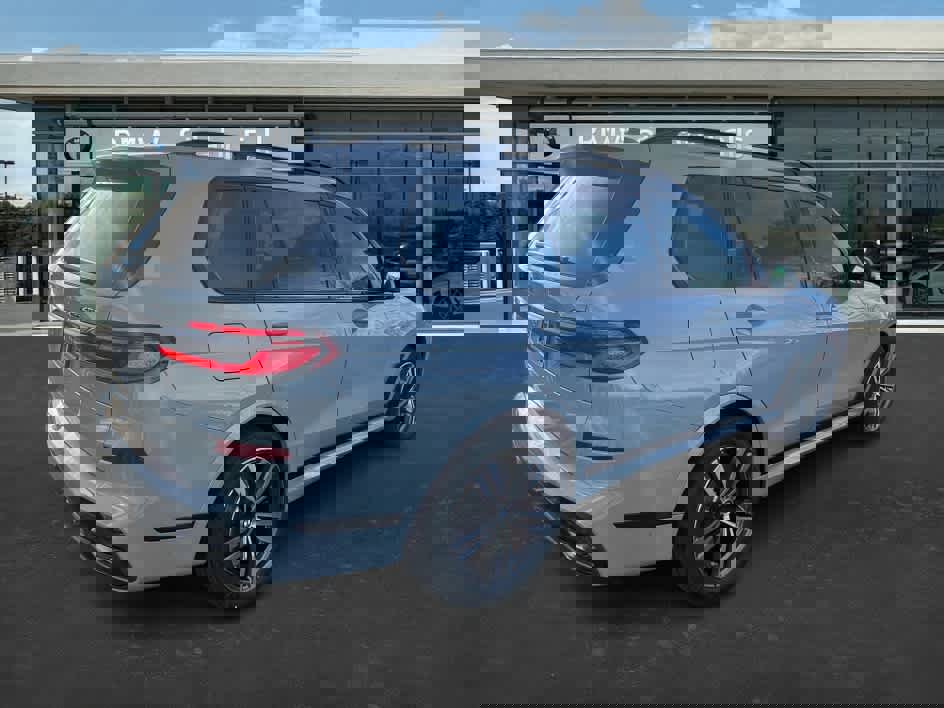 New 2026 BMW X7 xDrive40i w/ M Sport Package image 6