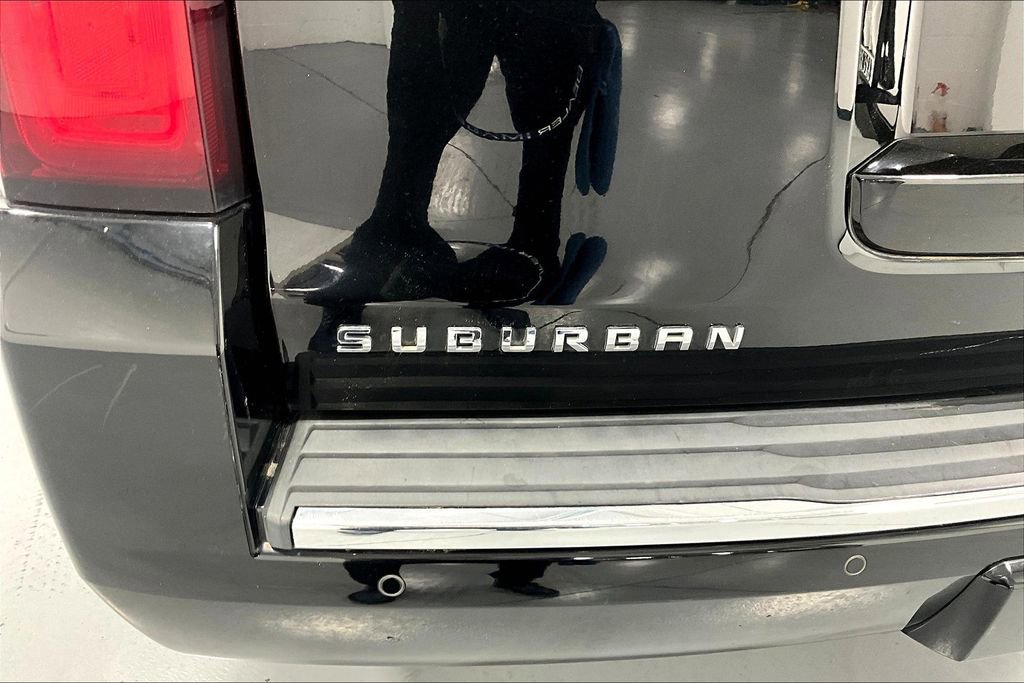 Used 2017 Chevrolet Suburban Premier image 41