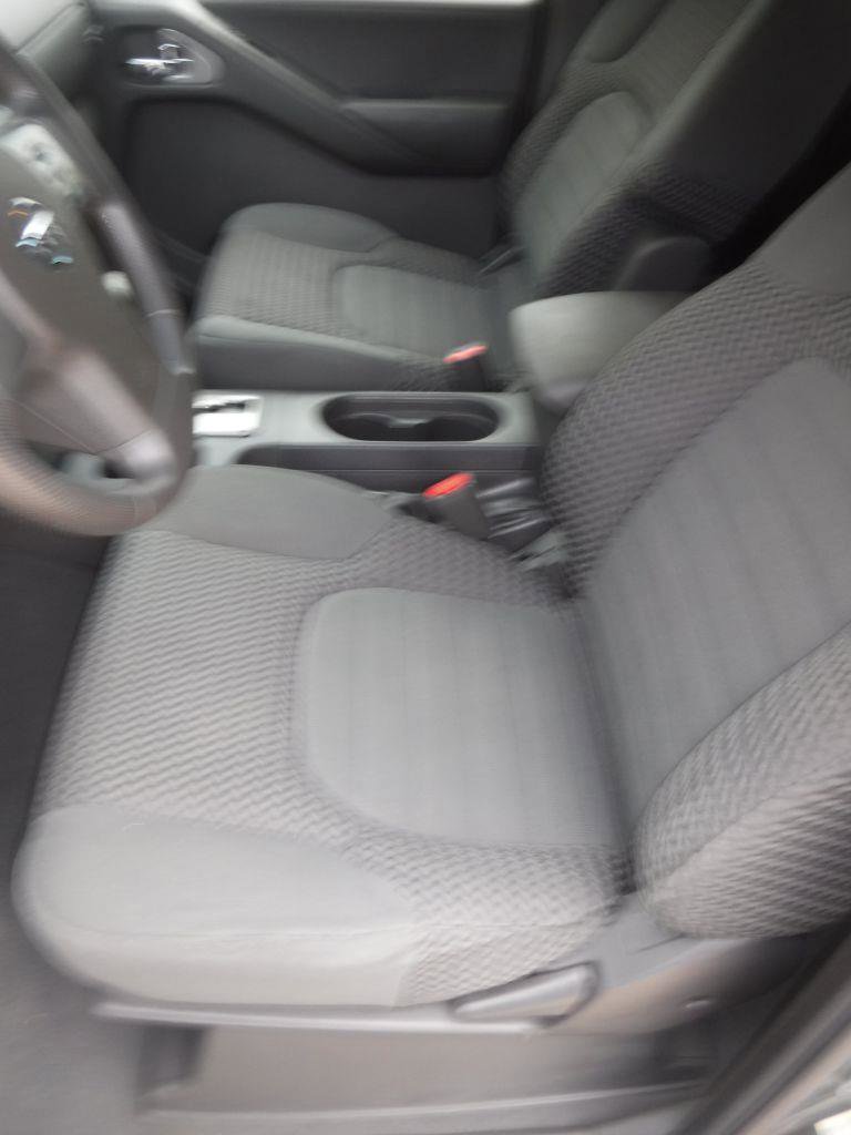 Used 2008 Nissan Frontier SE w/ SE Value Truck Pkg image 29