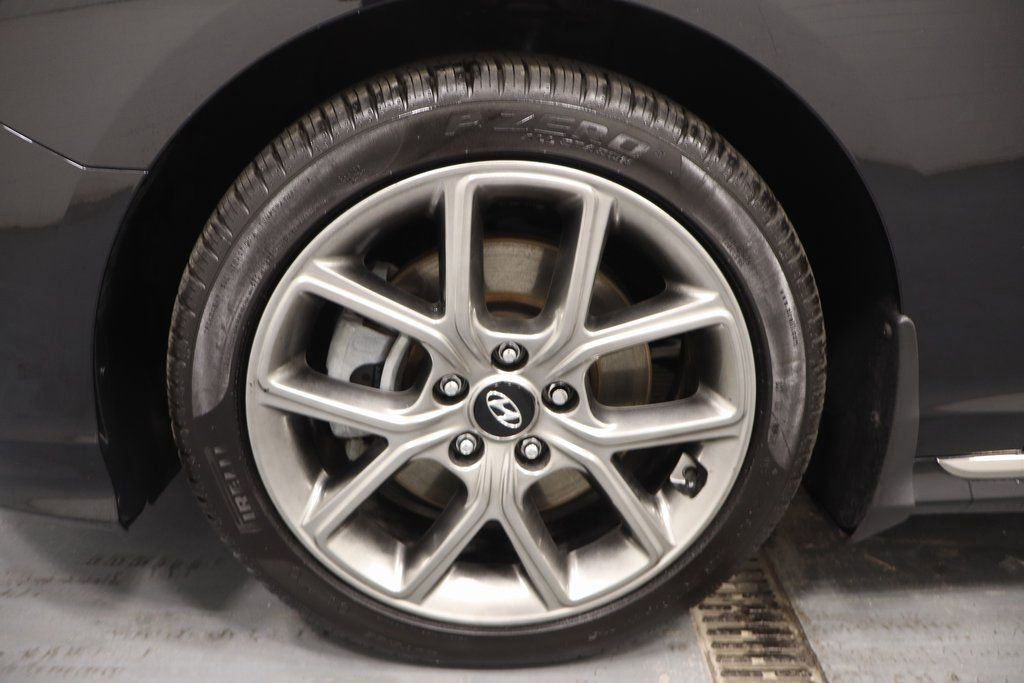 Used 2018 Hyundai Sonata Limited image 24