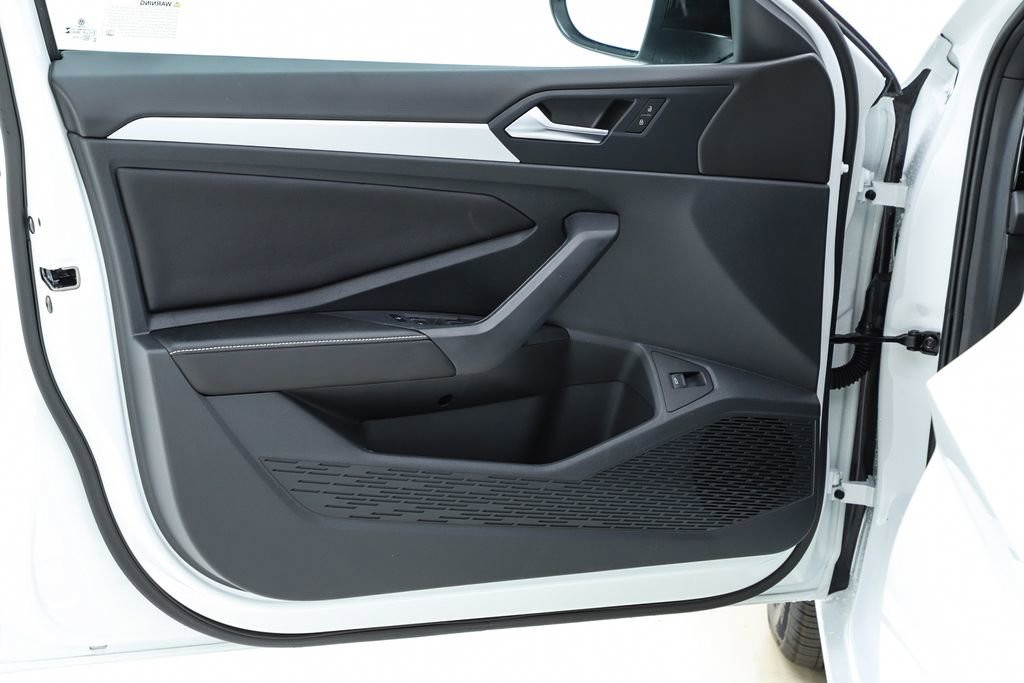 New 2025 Volkswagen Jetta Sport image 18