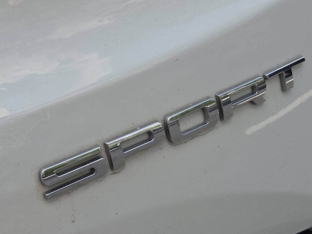 Used 2022 Jeep Renegade Sport w/ Sport Appearance Group FWD image 16