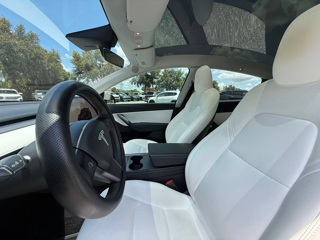 Used 2022 Tesla Model Y Long Range AWD/4WD image 20